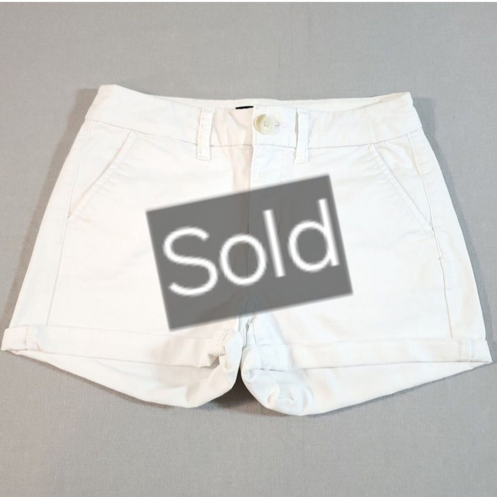 American Eagle Shorts High Rise Shortie White Stretch Cuffed Size 0 Outfitters